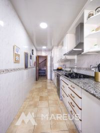 CASA EN VENTA EN MARTORELL