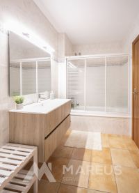 CASA EN VENTA EN MARTORELL