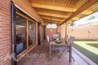 CASA EN VENTA EN MARTORELL