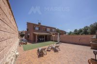 CASA EN VENTA EN MARTORELL