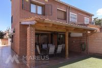 CASA EN VENTA EN MARTORELL