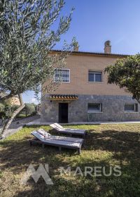 CASA EN VENTA EN SANT ESTEVE SESROVIRES
